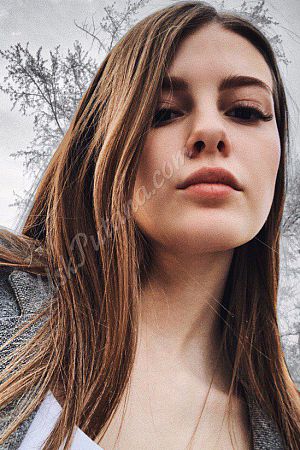 Кристи, метро Коломенская