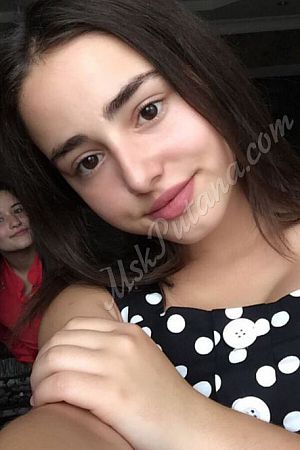 Ника, метро Библиотека имени Ленина