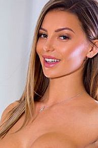 Юлия, метро Октябрьская