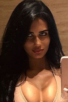 Дарина, метро Цветной бульвар