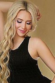 Эляна, метро Смоленская