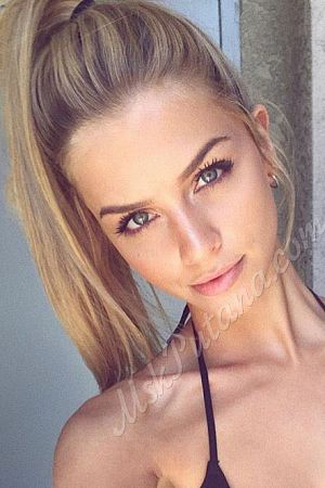 Яночка, метро Боровицкая