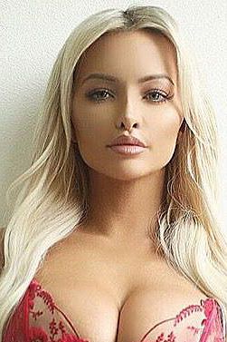 Амелия, метро Воробьёвы горы