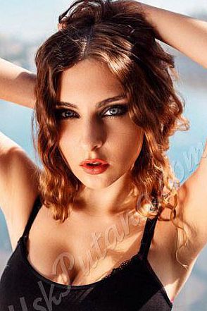 Катя, метро Севастопольская