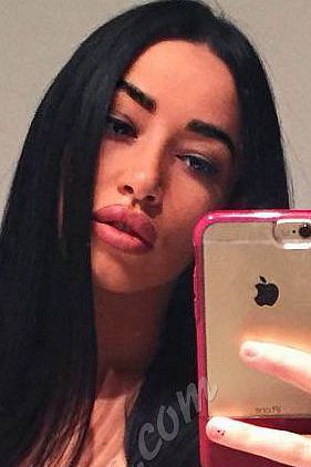 Маша, метро Римская