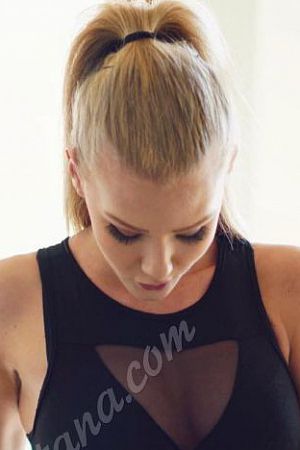 Карина, метро Щукинская