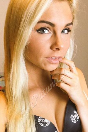 Ирина, метро Полежаевская