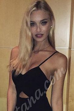 Катя, метро Театральная