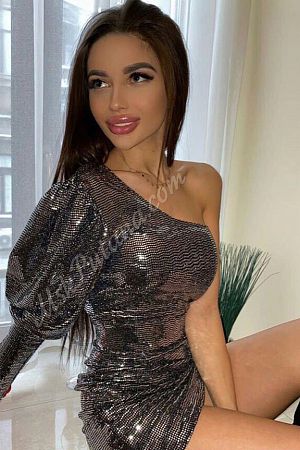 лиля, метро Новослободская