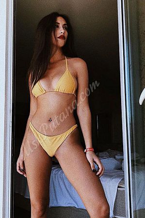 Алла, метро Курская