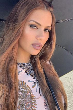 Кристи, метро Маяковская