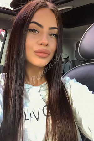 Ника, метро Библиотека имени Ленина