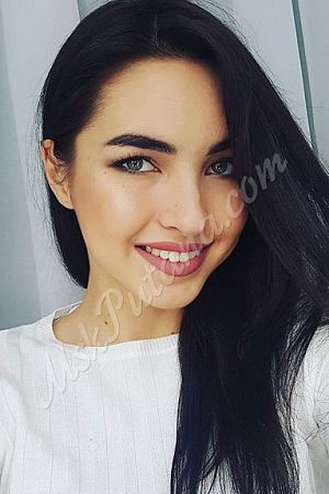 Алла, метро Улица 1905 года