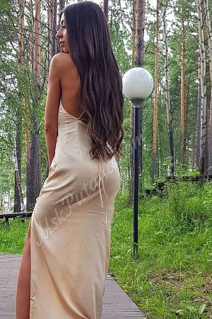 Ника, метро Комсомольская