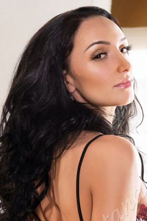 Кира, метро Сходненская