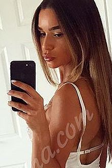 Яночка, метро Достоевская