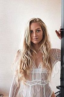 Натали, метро Фили