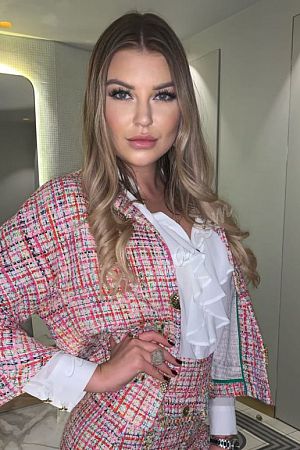 Ника, метро Борисово