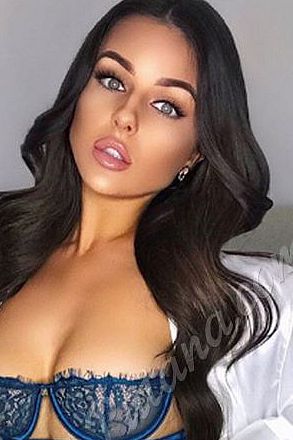 Юля, метро Академическая