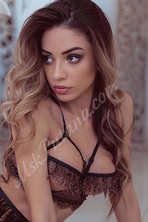 Камила, метро Новокузнецкая