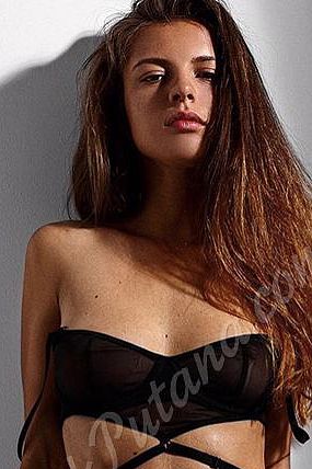 Надежда, метро Молодёжная