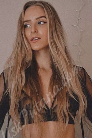 Оленька, метро Панфиловская