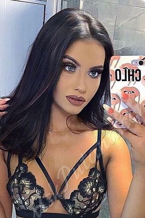 Ириша, метро Бульвар Адмирала Ушакова