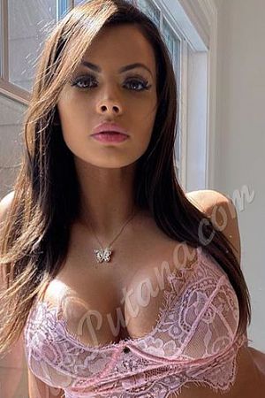 Полина, метро Полежаевская