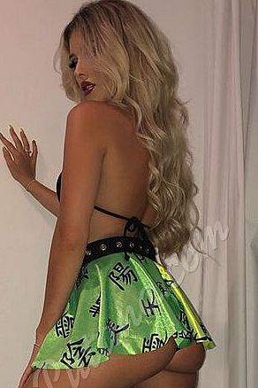 Мила, метро Комсомольская