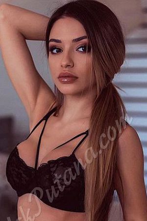 Юля, метро Беляево