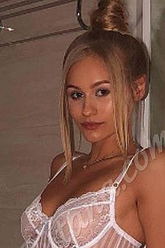 Ирина, метро Боровицкая