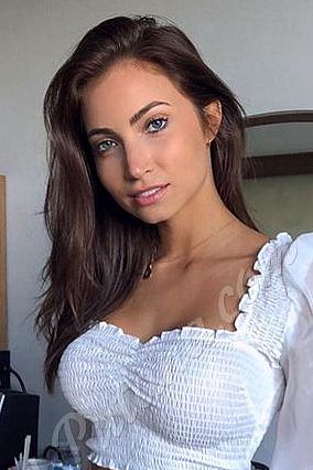 Полина, метро Перово