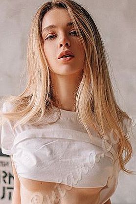 Таня, метро Крымская