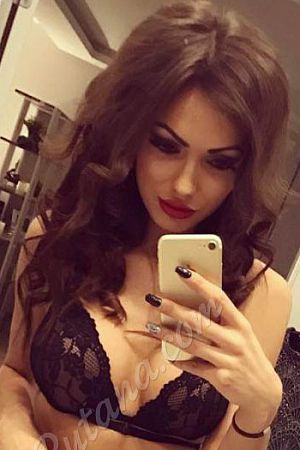 Оленька, метро Студенческая