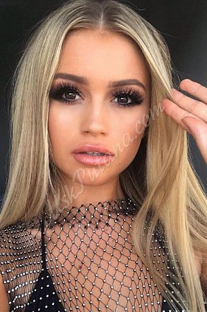 Таня, метро Бульвар Рокоссовского