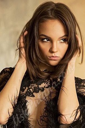 Агата, метро Менделеевская