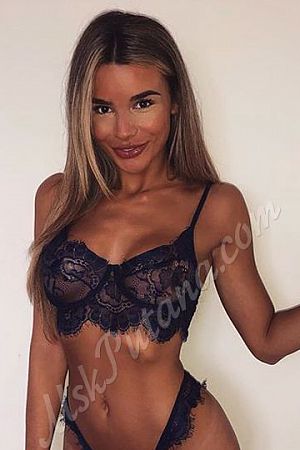 Лара, метро Тургеневская