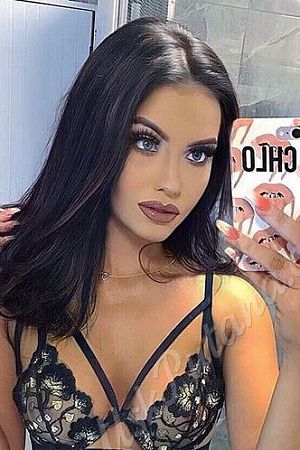 Алиса, метро Молодёжная