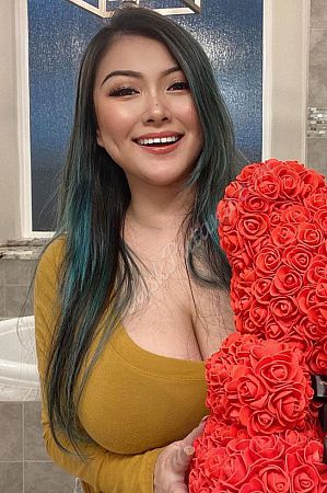 Кира, метро Балтийская