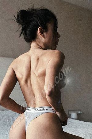 Мари, метро Ясенево