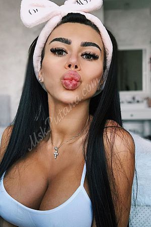 Кристи, метро Площадь Ильича