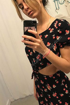 Анастасия, метро Комсомольская