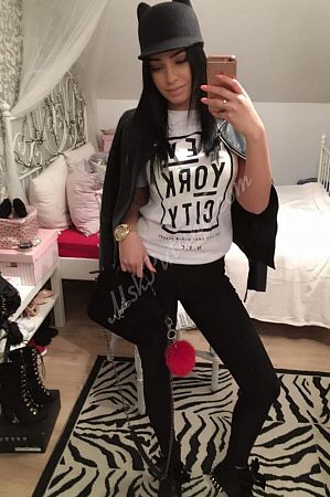 Линда, метро Аннино