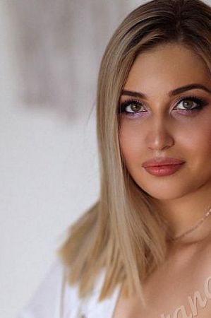 Кристина, метро Хорошёвская