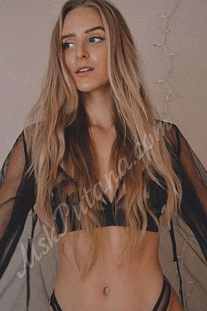 Дарина, метро Киевская