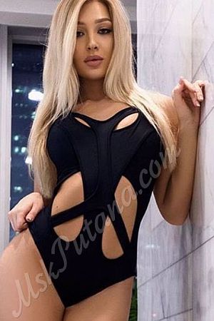 Полина, метро Семёновская