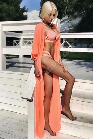 Катюша, метро Фрунзенская