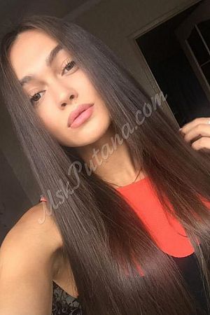 Тина, метро Пражская