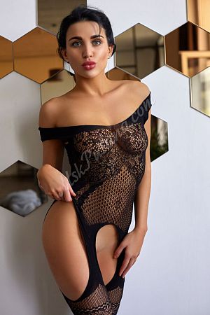 Маша, метро Братиславская