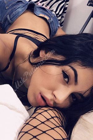 Анжела, метро Красногвардейская